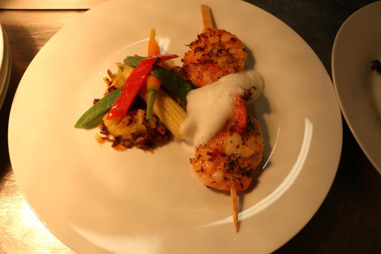 Hotel Restaurant Roessli Uetendorf Zewnętrze zdjęcie