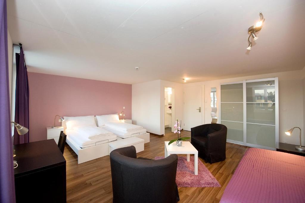 Hotel Restaurant Roessli Uetendorf Pokój zdjęcie