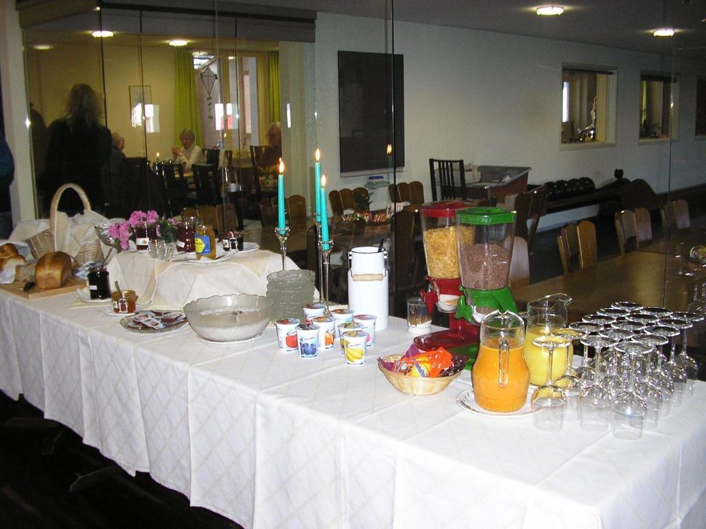Hotel Restaurant Roessli Uetendorf Zewnętrze zdjęcie