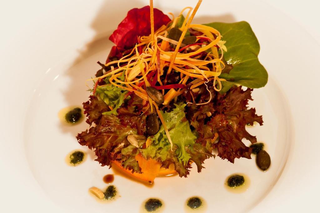 Hotel Restaurant Roessli Uetendorf Zewnętrze zdjęcie
